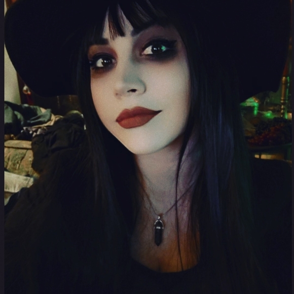 Meet the Ghoul, Kimberly 🖤UPDATED🖤 - Picture 16 of 16